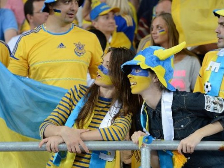 ЧМ-2014: три домашние игры Украина сыграет в трех городах