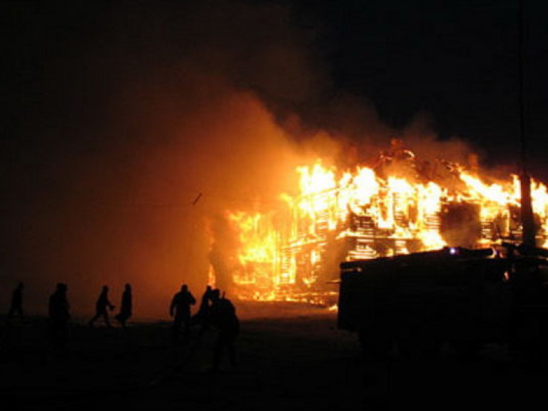За сутки в Украине произошло 90 пожаров