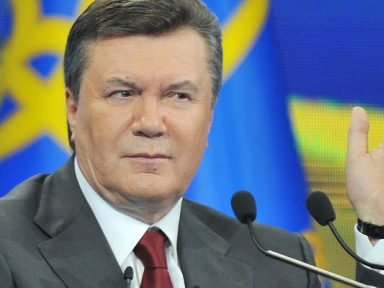 Янукович поручил Арбузову разобраться с задержками и задолженностями по зарплате
