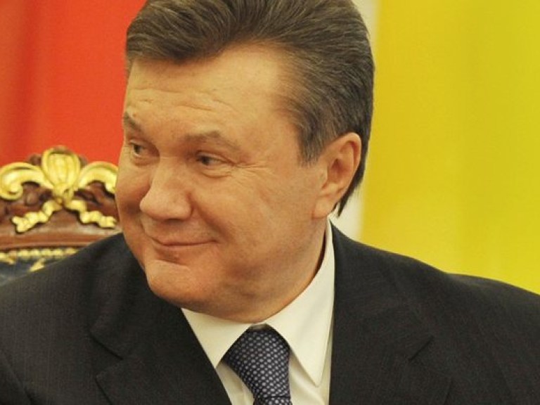 Януковича отговорили от идеи референдума &#8212; источник