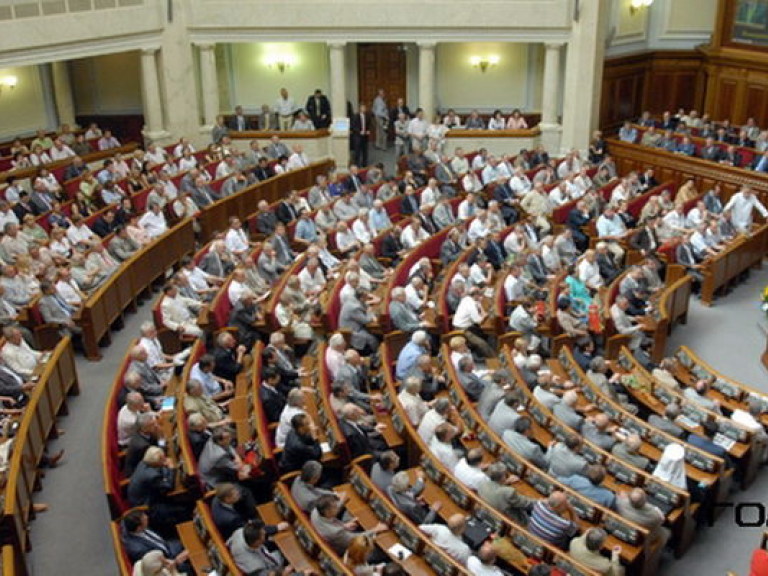 Депутаты сегодня рассмотрят импичмент Януковича