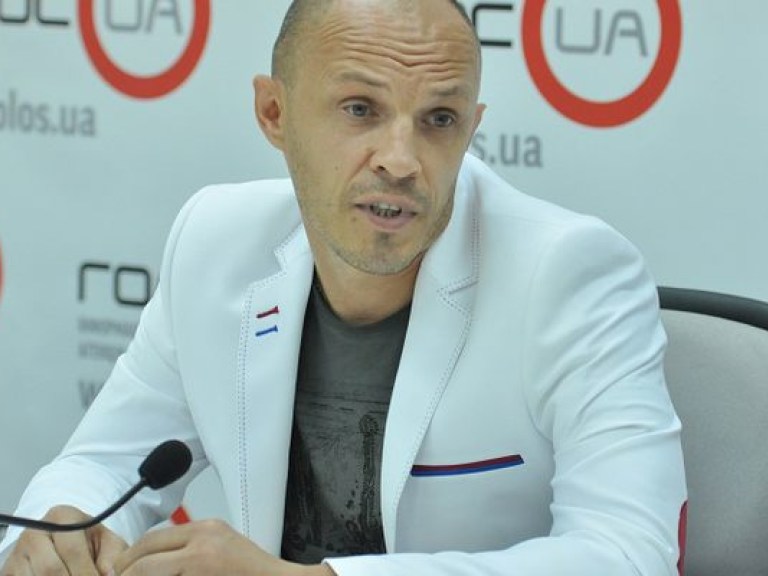 Певец Сергей Осипенко считает себя украинским исполнителем