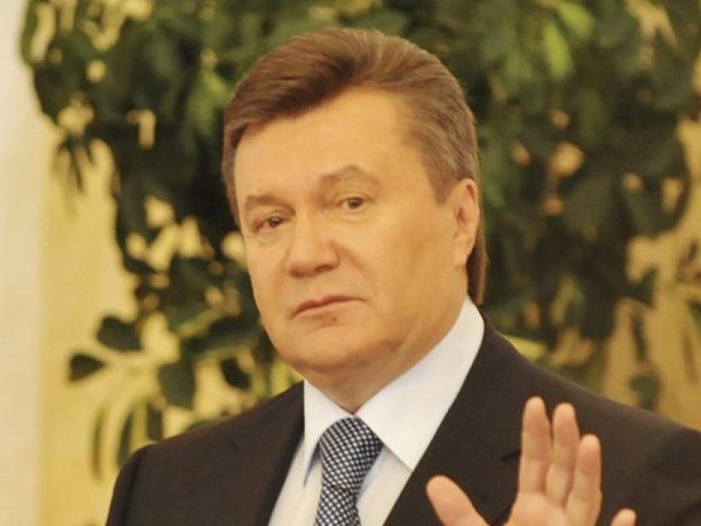 Яценюк сыграл на руку Президенту — политолог
