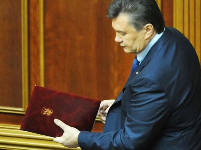 В Конституционной Ассамблее Януковича не могут определиться с его полномочиями?