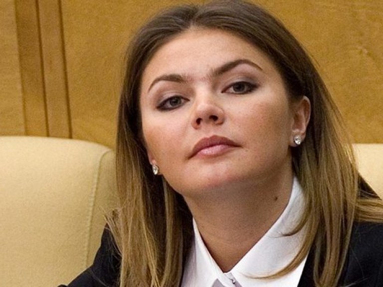 Алина Кабаева уверяет, что у нее нет детей ни от Путина, ни от других мужчин