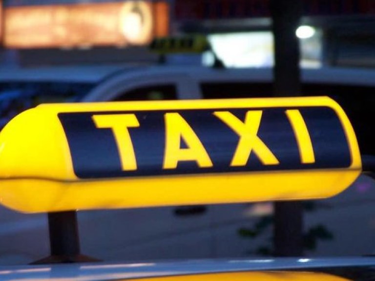 В. Попик: «Тарифы такси нужно поднимать, но требование доплаты за кондиционер незаконны»