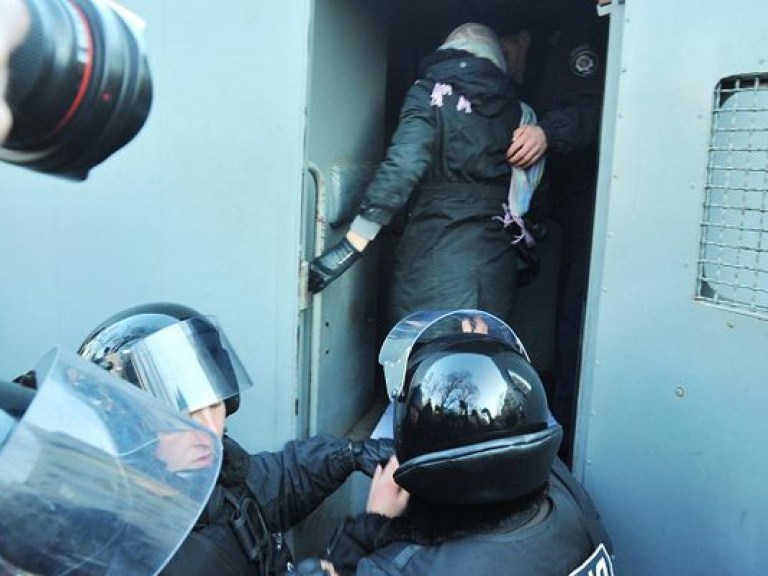 Украина &#8212; полицейское государство: правозащитник