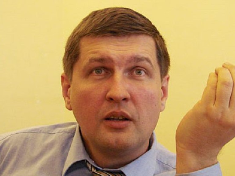 И.Попов: Антикоррупционные инициативы “бьют”, как правило, по мелким коррупционерам
