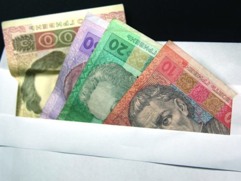 Из-за зарплаты «в конвертах» госбюджет Украины теряет 300 миллиардов гривен в год – эксперт