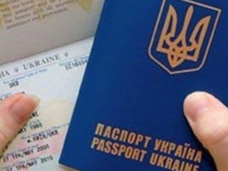 Недорогие биометрические паспорта появятся в Украине осенью