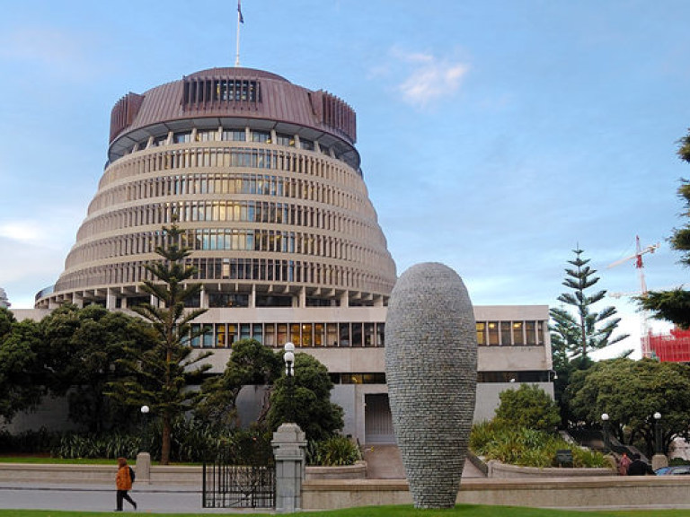В Новой Зеландии землетрясение повредило здание парламента