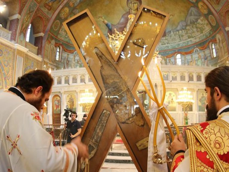 В Киев привезут крест святого апостола Андрея Первозванного