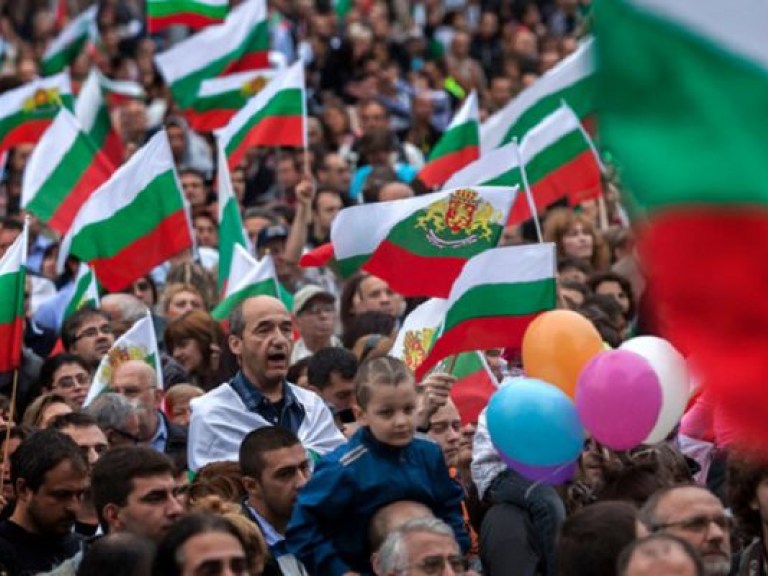 Софийский синдром: Болгары вновь свергают правительство