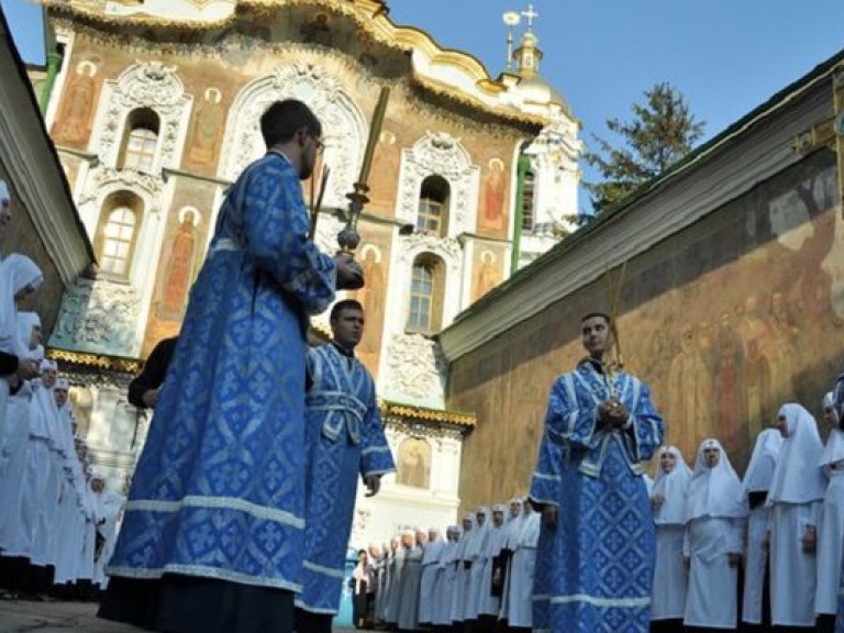 Крест святого апостола Андрея Первозванного в Киеве пробудет немногим более суток — УПЦ