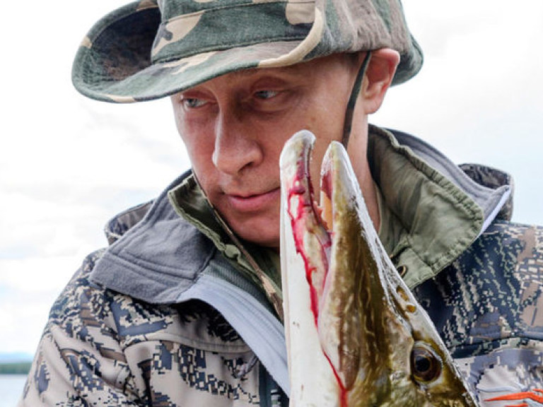 Интернет-сообщество пытается разоблачить рыбалку Путина