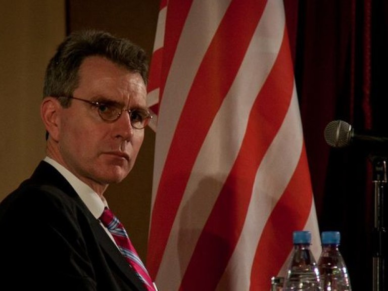 Новый посол США в Украине принял присягу в Вашингтоне
