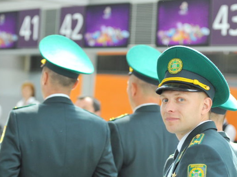 В «Борисполе» ускорили прохождение паспортного контроля