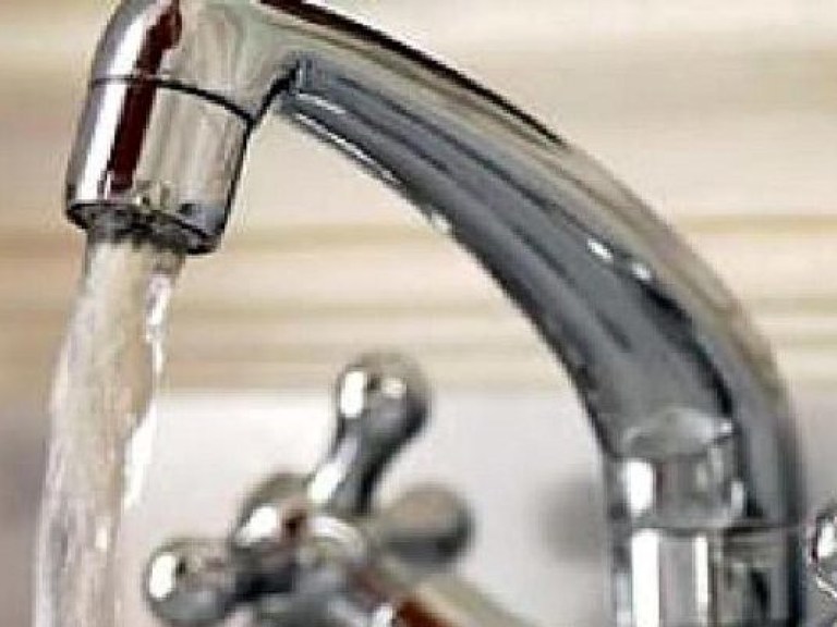 Эксперт: «Киевводоканал» недопоставил половину воды на обогрев