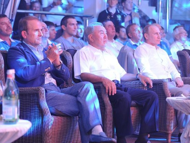 Виктор Медведчук по приглашению Президента РФ посетил турнир по самбо в Сочи