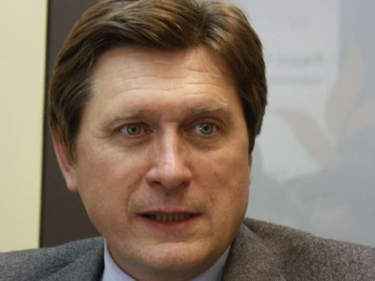 Киев обязан будет отдать еще долги Черновецкого, а денег на счетах нет – политолог