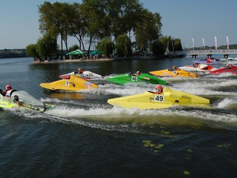 В Тернополе стартует Фестиваль водно-моторного спорта