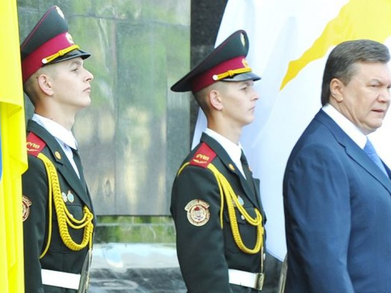 Янукович раздал государственные награды иностранцам