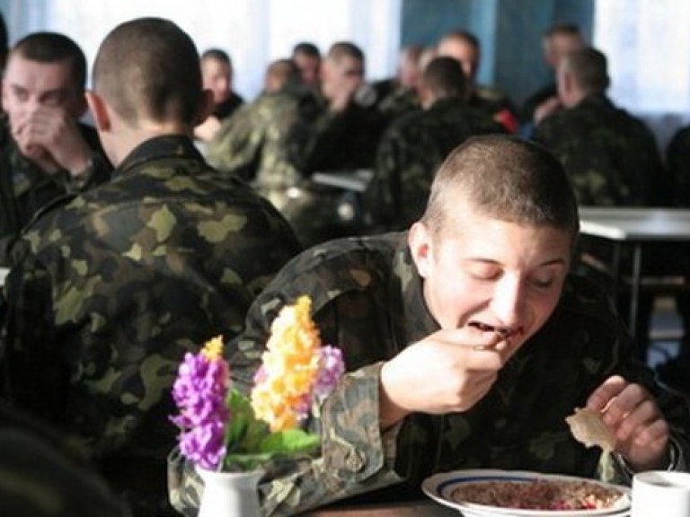 В Донецке один солдат отбил другому селезенку