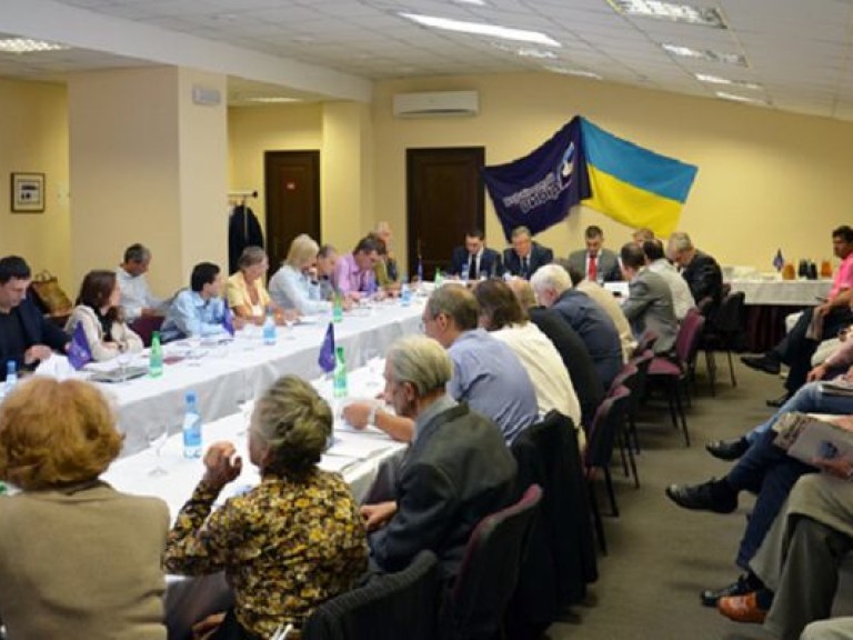 Во Львове «Украинский выбор» обсуждает проблему народовластия в Украине