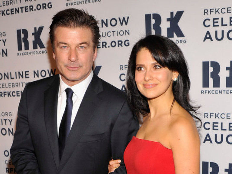 Алек Болдуин затеял стычку с папарацци