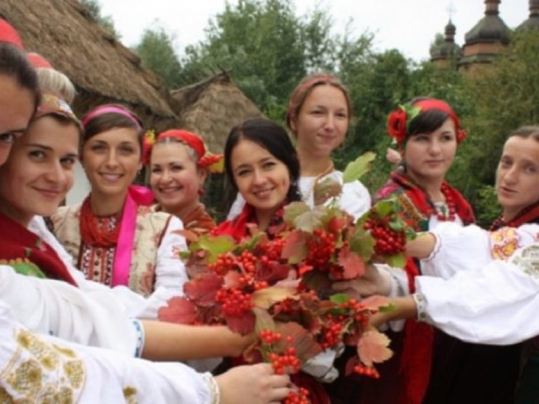 В Мамаевой Слободе прошел праздник калины (ФОТО)