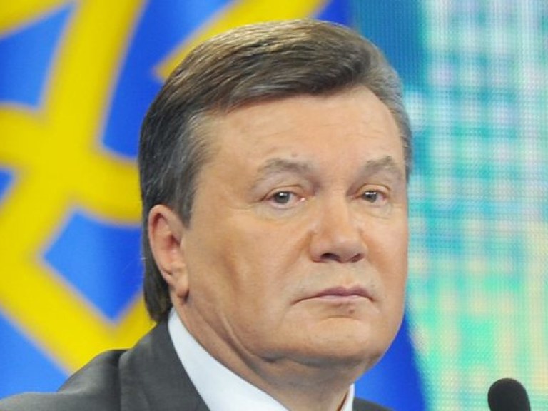 Янукович обещает провести референдум