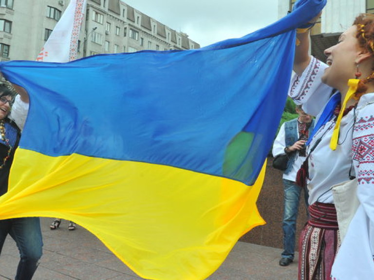 Украина должна найти «золотую середину» во взаимоотношениях с ЕС и ТС – европейский эксперт