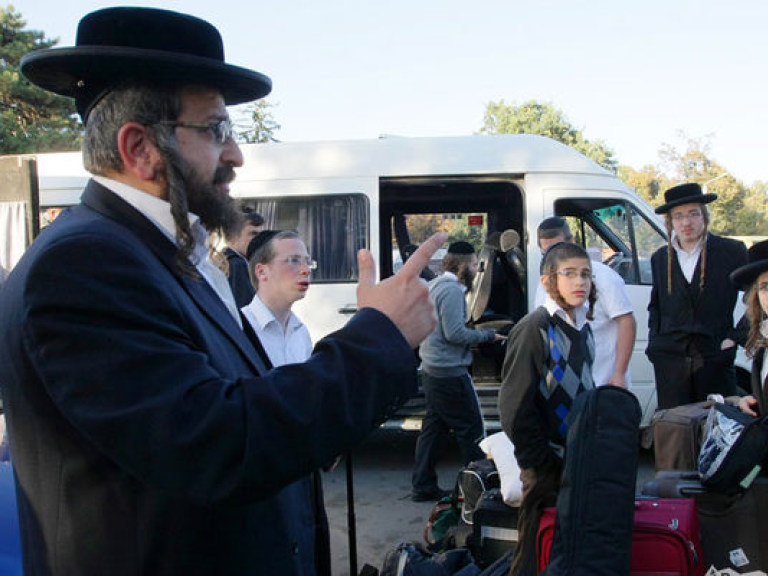 В Умань прилетело рекордное количество хасидов