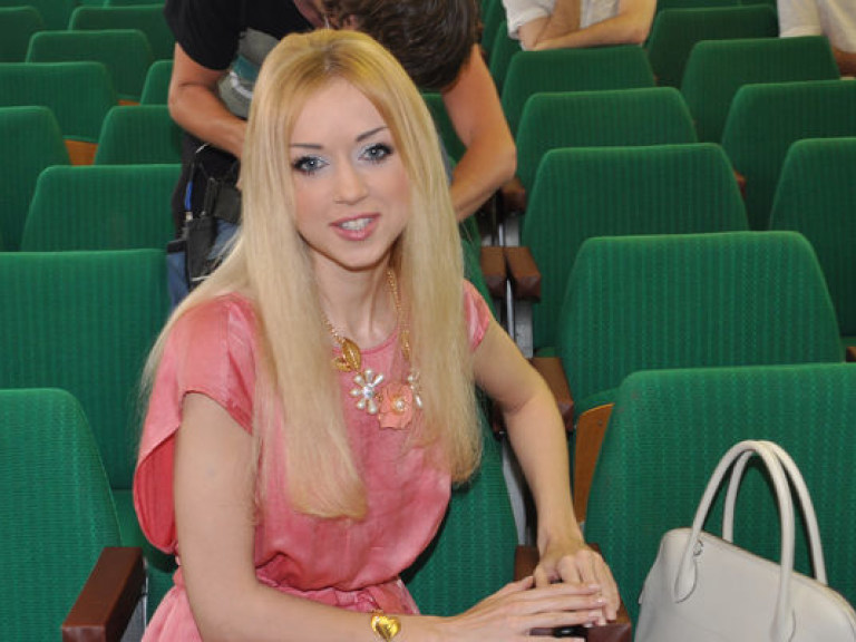 Наталья Валевская шокировала своим новым имиджем даже мужа (ФОТО)