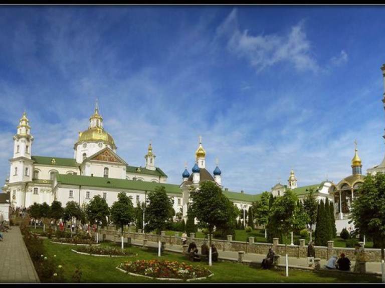 ВР намерена вернуть Почаевскую Лавру ее религиозной общине