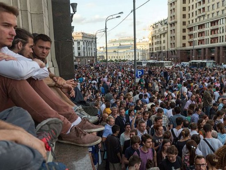 В Москве начался митинг в поддержку Навального