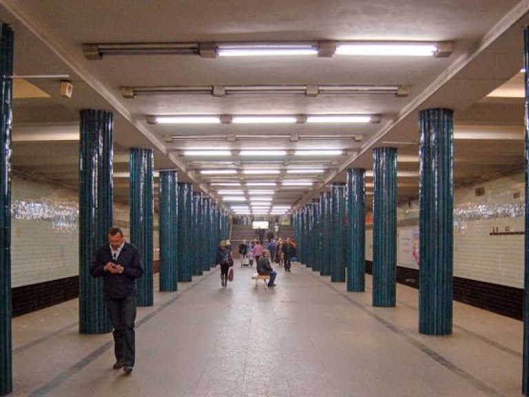 В метро чаще всего теряют зонты