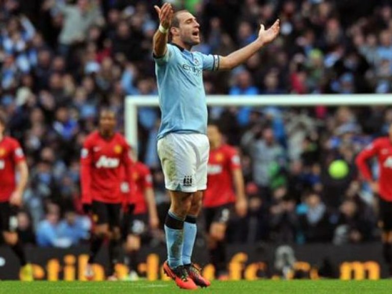 «Манчестер Сити» позорит «Юнайтед» в манкунианском дерби (ВИДЕО)