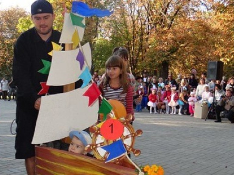В Николаеве на парад вышли карапузы (ФОТО)