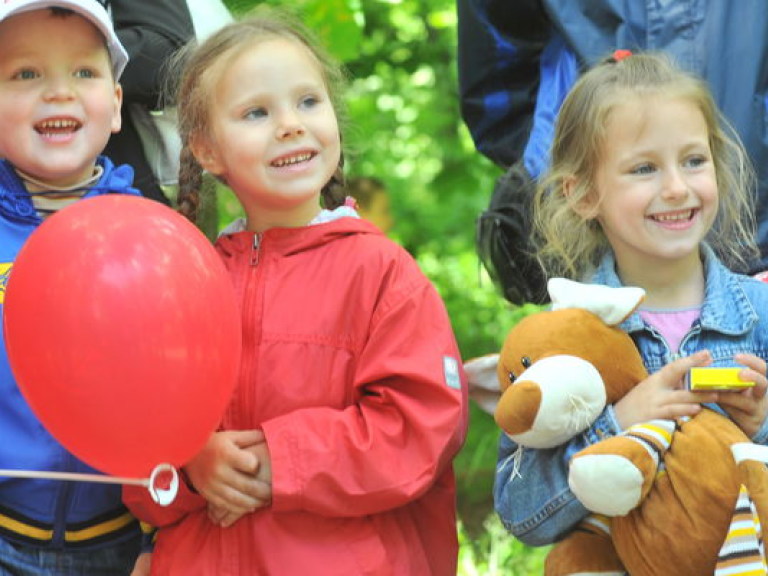 Новые стандарты для детских садов созданы, чтобы их нарушать — Комаровский