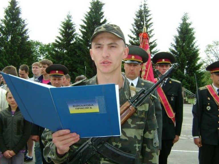 Сегодня в Украине начался последний призыв в армию