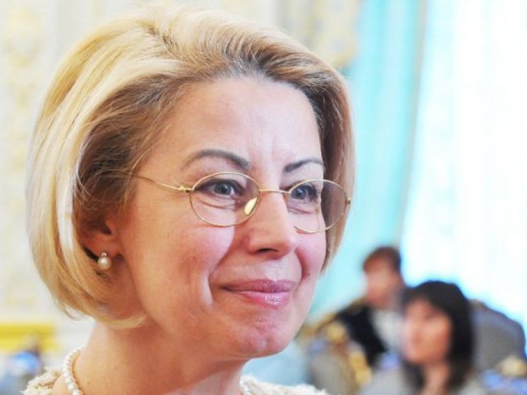 Соратница Януковича рассказала, когда выпустят Тимошенко