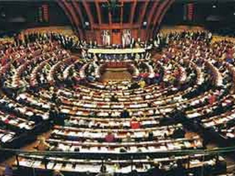 Партия регионов блокирует заседание Европарламента &#8212; оппозиция
