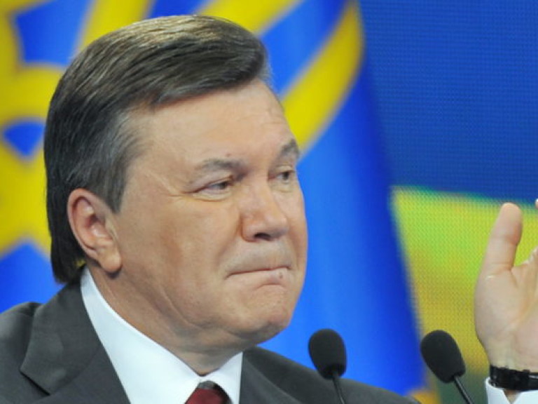 Янукович дал денег на довыборых народных депутатов в пяти проблемных округах