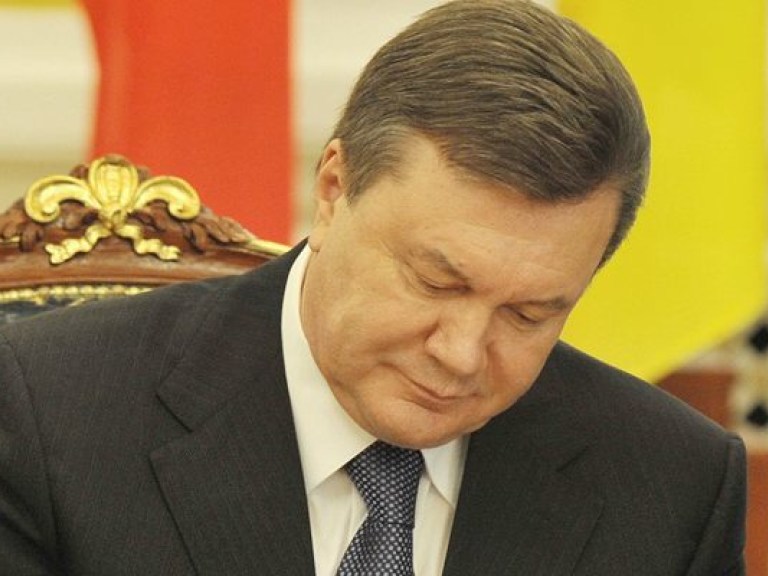 Янукович заявил, что подпишет закон, позволяющий выехать на лечение за границу