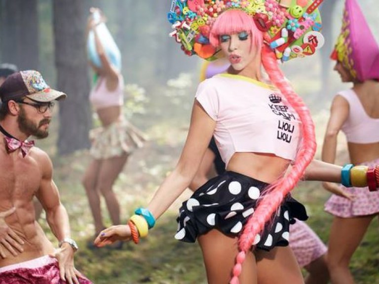 Полякова представила новый клип (ВИДЕО)