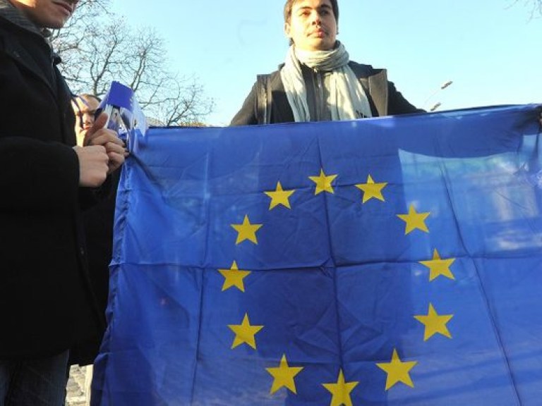 ЕС требует от Украины выполнения обещаний &#8212; политтехнолог