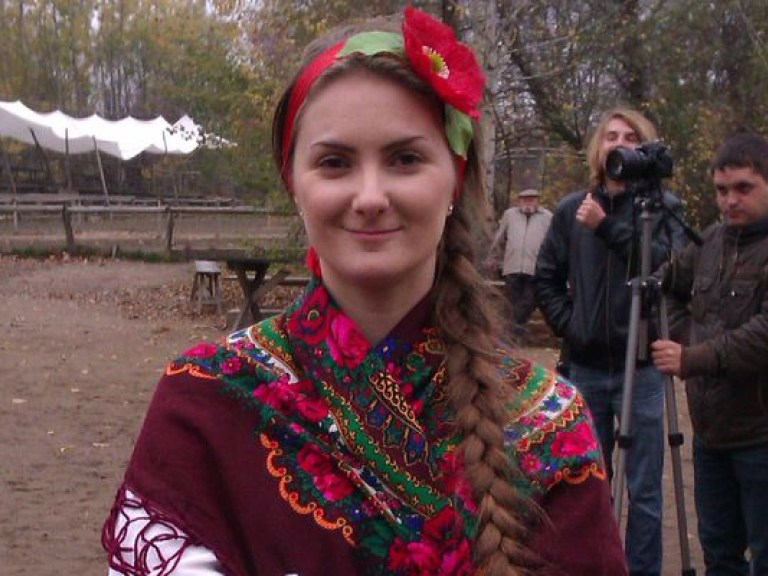 В Киеве прошел конкурс на самую длинную косу (ФОТО)