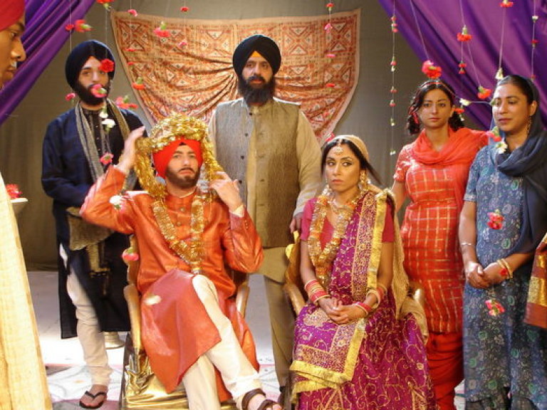 В Индии свадьбы организовывают через интернет (ВИДЕО)