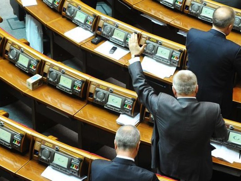 Депутаты опять «провалили» отмену пенсионной реформы